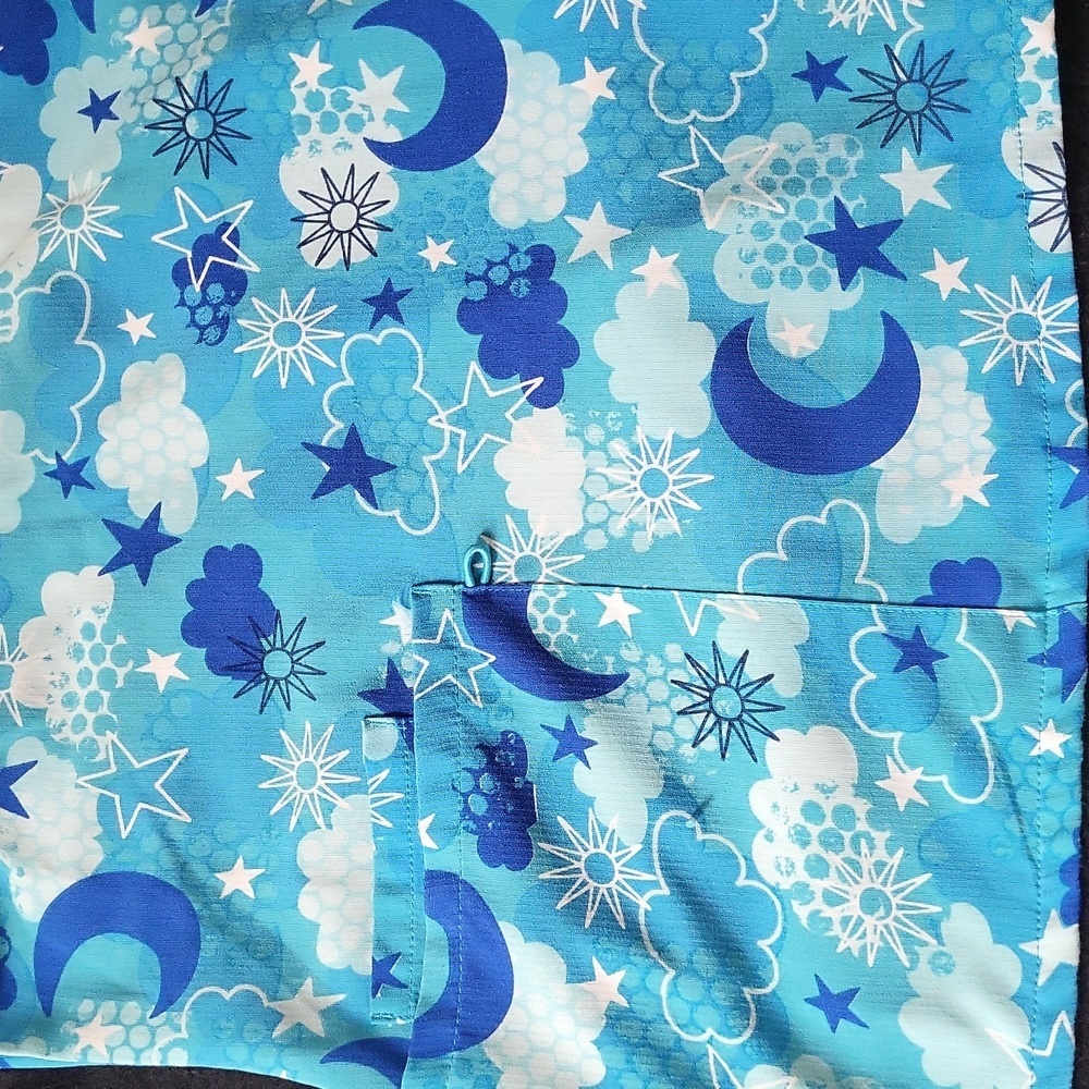 Options Scrub Top - Picture 2 of 4
